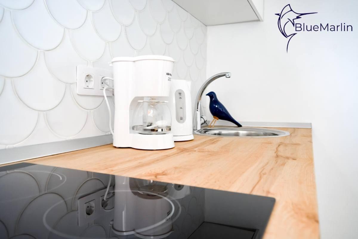 B-Rent Bluemarlin Boutique Sea View Apartment Коралео Екстериор снимка