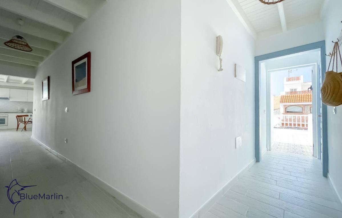B-Rent Bluemarlin Boutique Sea View Apartment Коралео Екстериор снимка