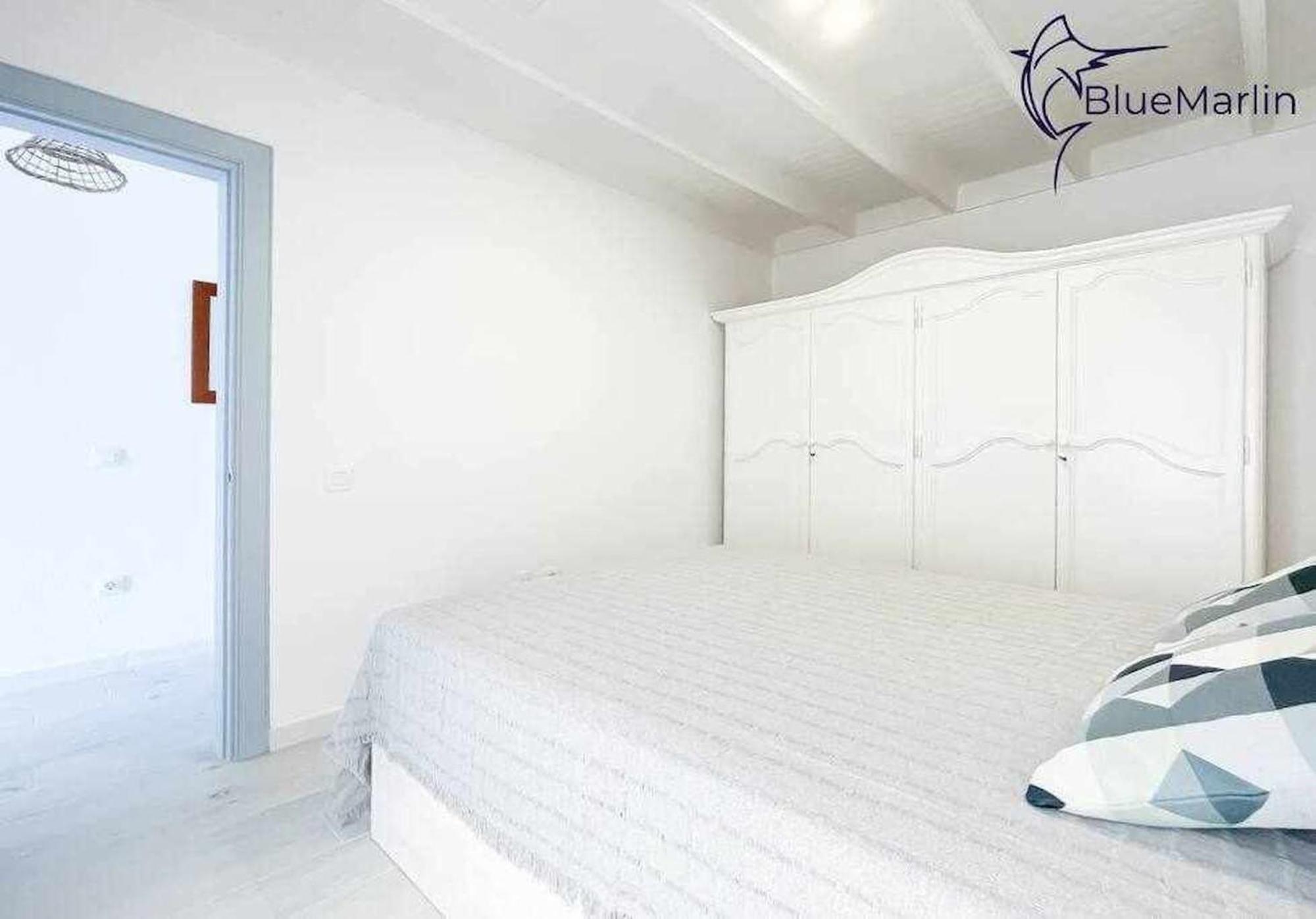 B-Rent Bluemarlin Boutique Sea View Apartment Коралео Екстериор снимка