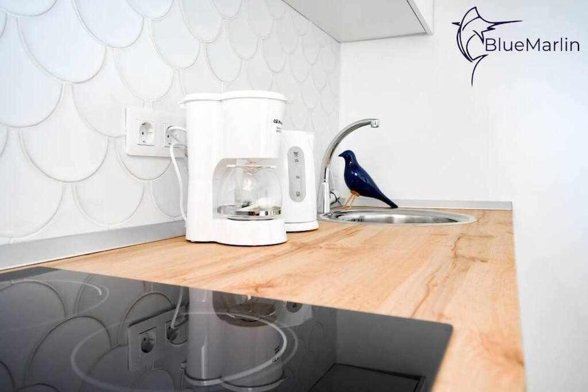 B-Rent Bluemarlin Boutique Sea View Apartment Коралео Екстериор снимка