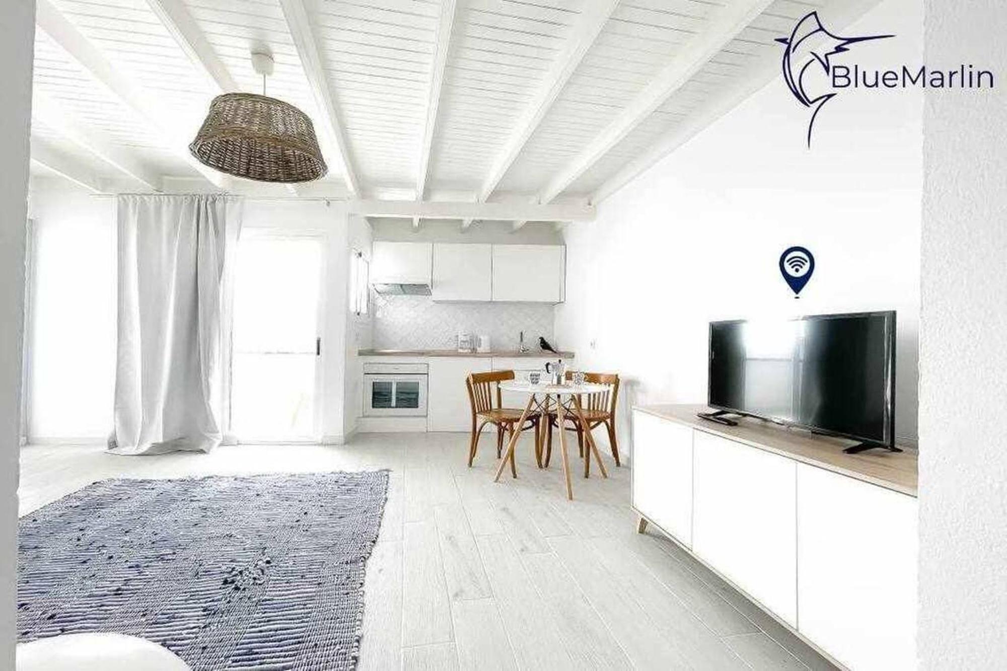 B-Rent Bluemarlin Boutique Sea View Apartment Коралео Екстериор снимка